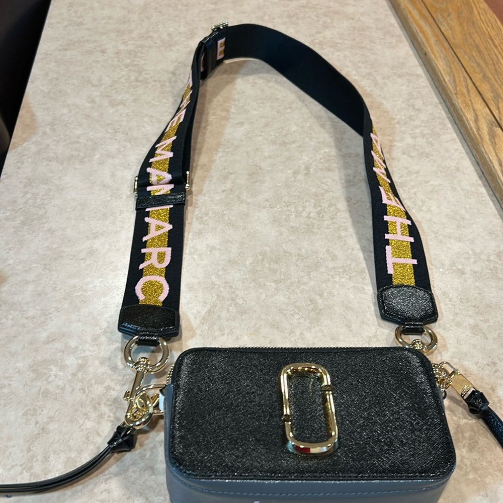 Marc Jacob’s snapshot purse